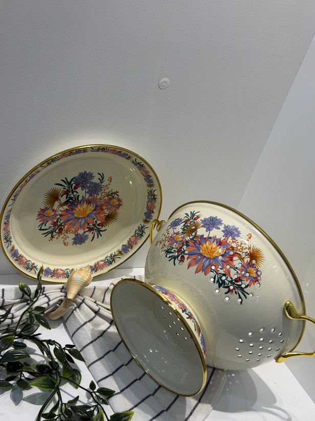 ست آبکش و سینی لعابی
